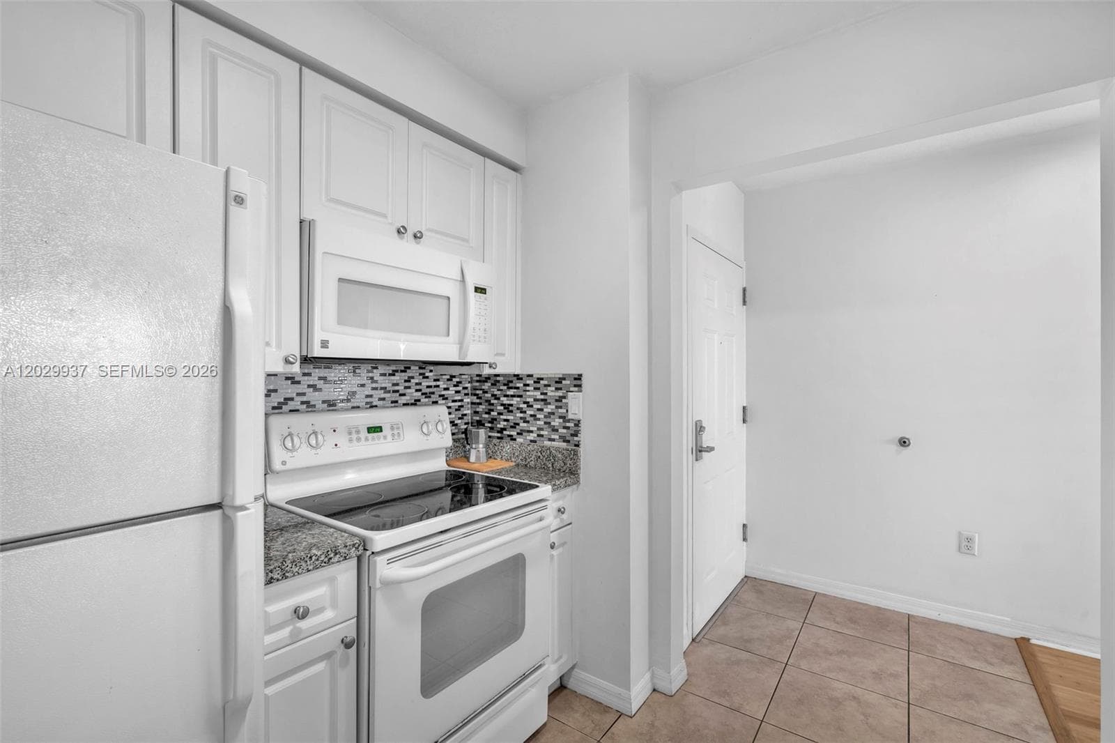 900 SW 8th St # 1103, Miami FL 33130 photo 5