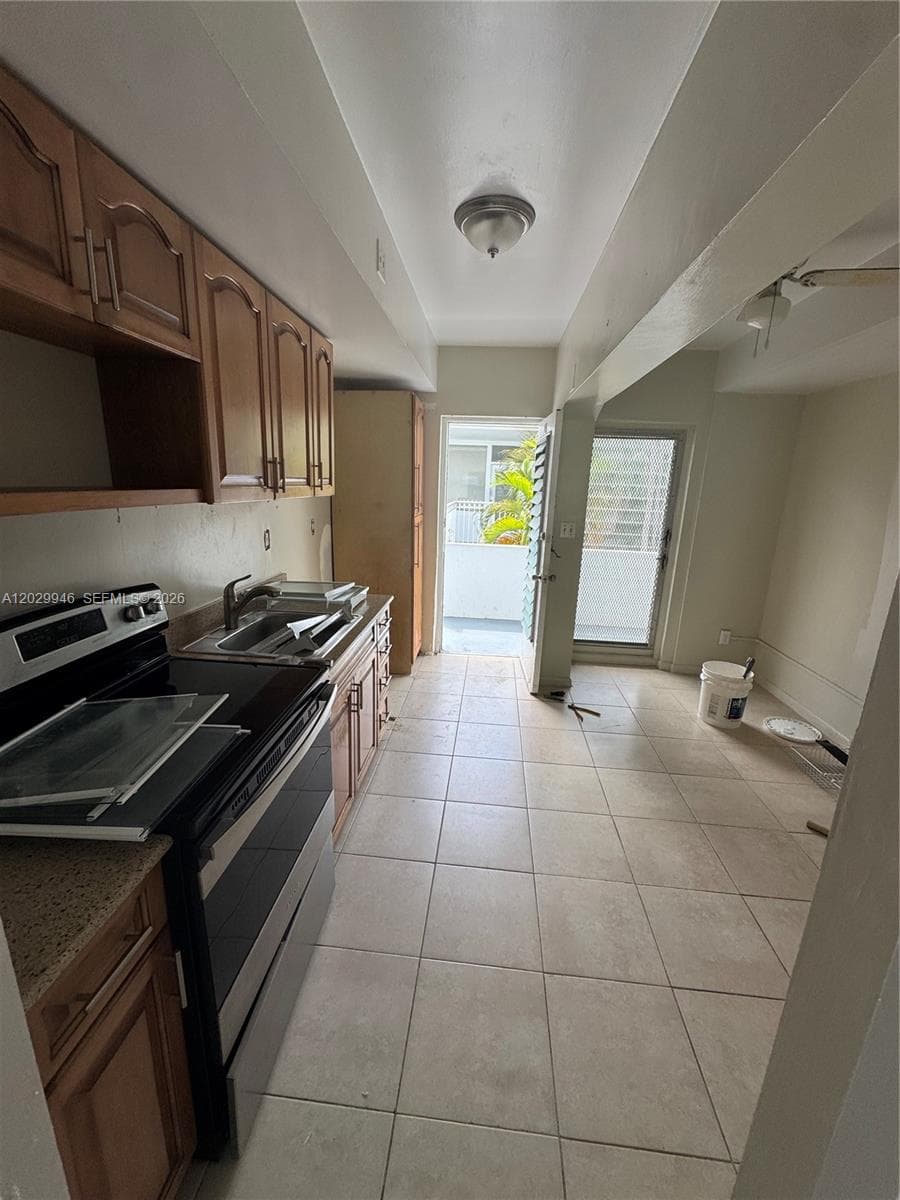 10281 E Bay Harbor Dr # D3, Bay Harbor Islands FL 33154 photo 4