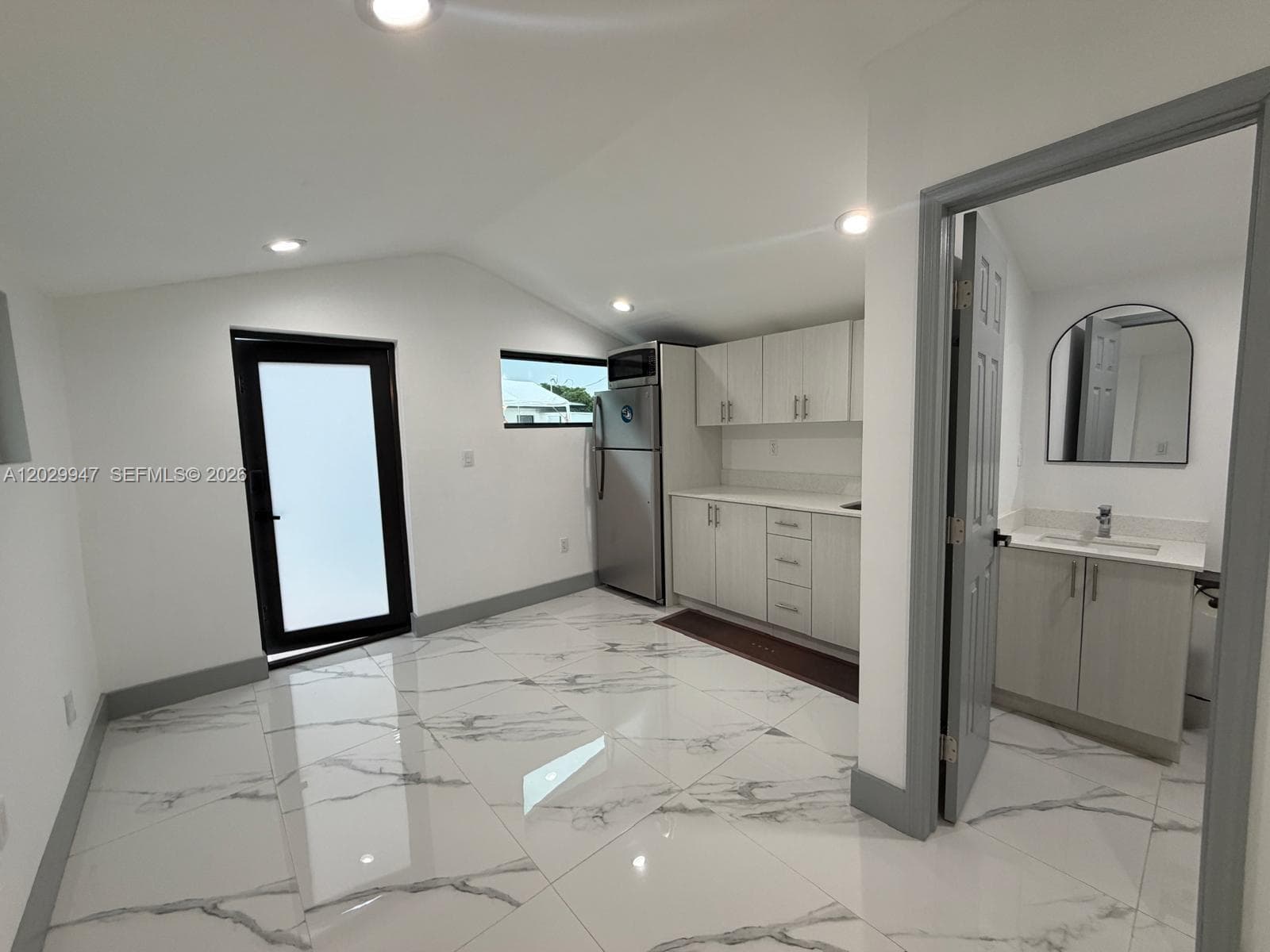 5350 NW 174th Dr, Miami Gardens FL 33055 photo 2