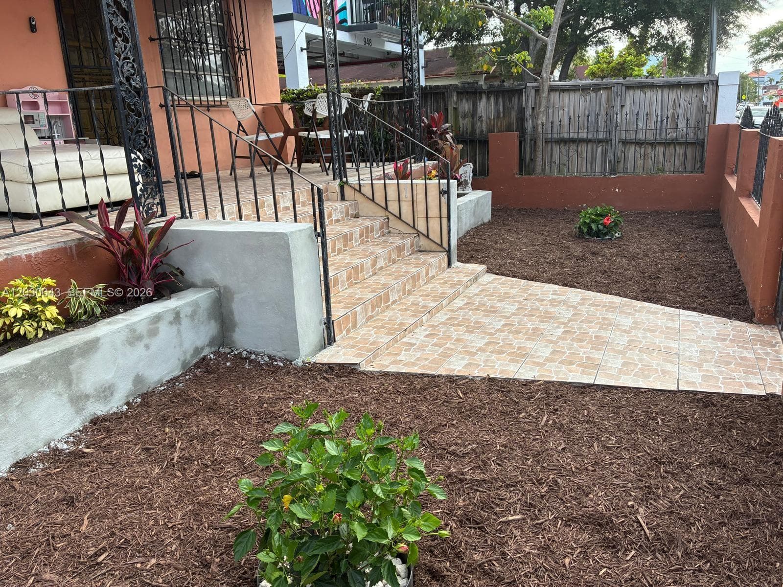 934 SW 3rd St, Miami FL 33130 photo 2