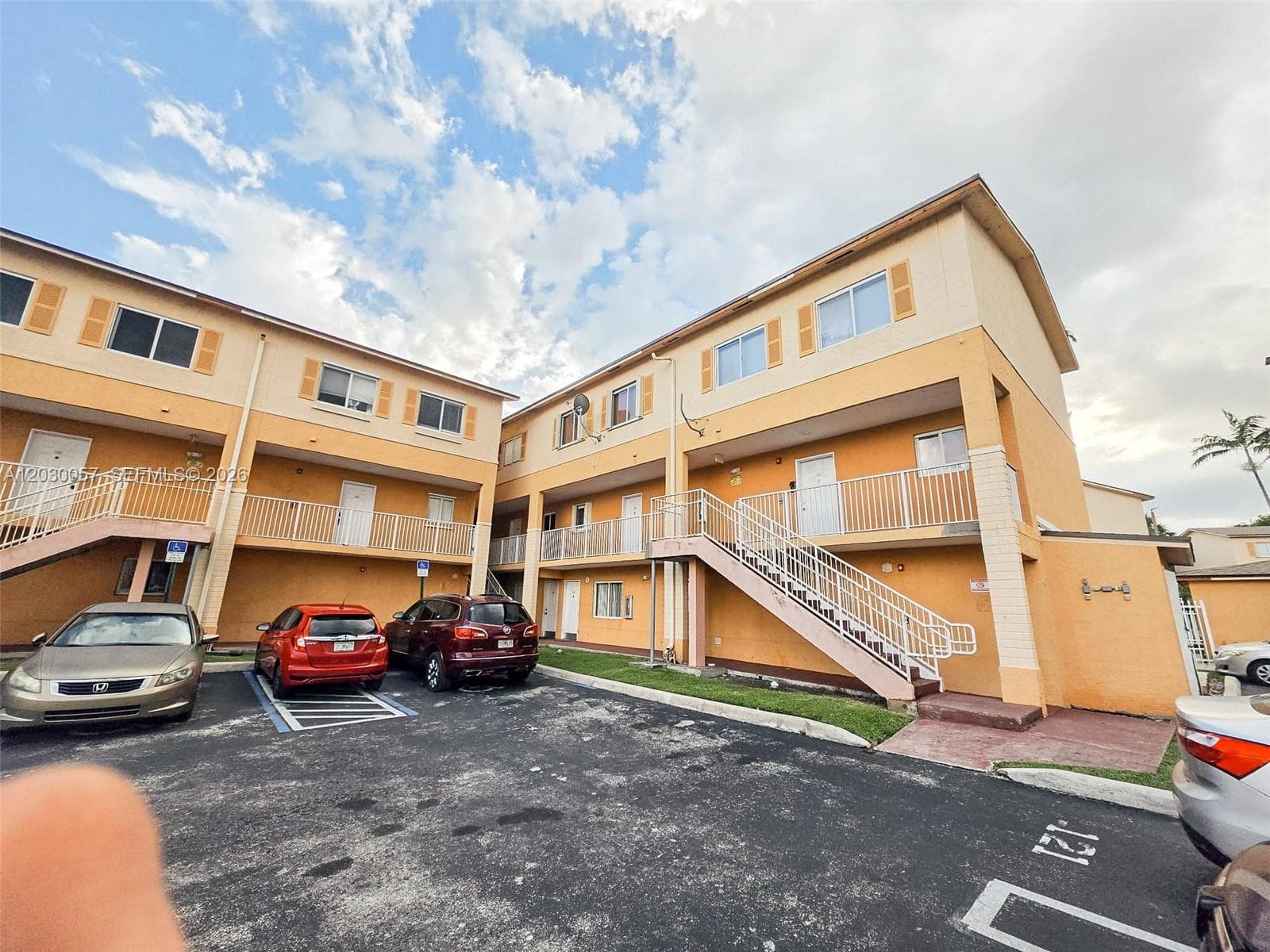 6235 Kendale Lakes Cir # 236, Miami FL 33183 photo 4