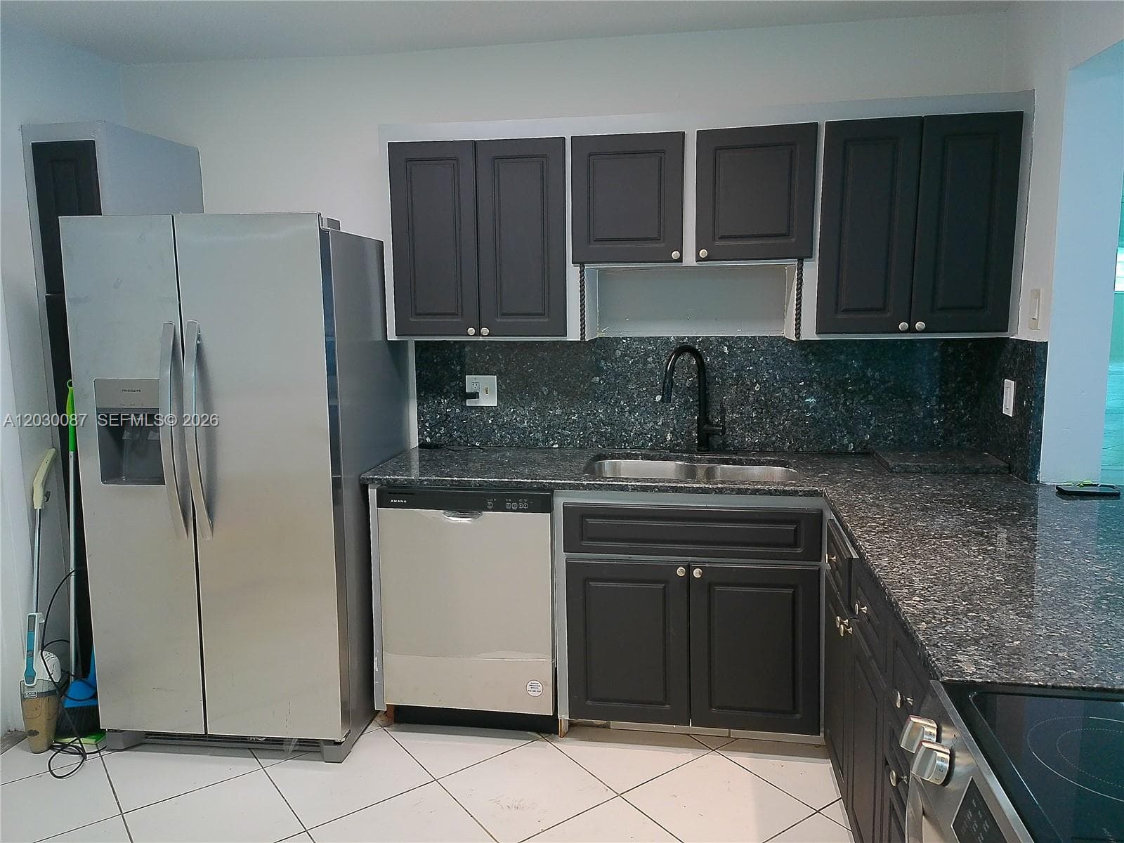 215 SE 3rd Ave # 206A, Hallandale Beach FL 33009 photo 3