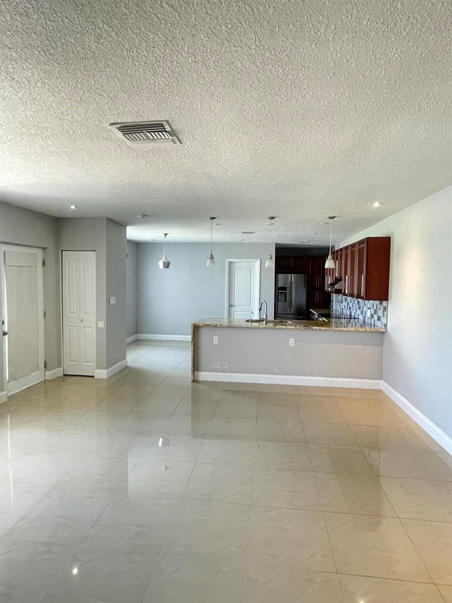 255 Foresteria Drive, Lake Park FL 33403 photo 5