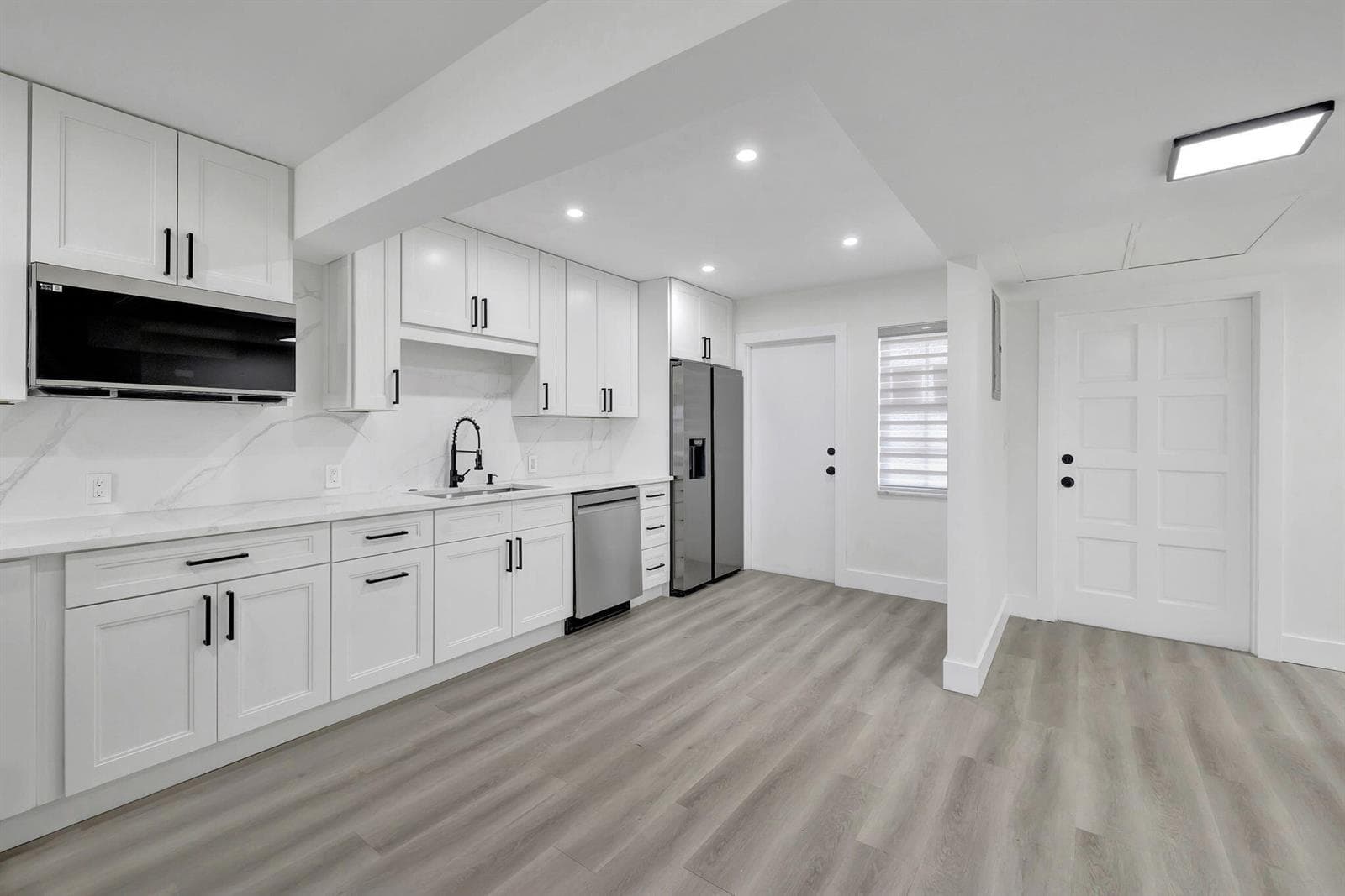 3050 N Palm Aire Drive # 704, Pompano Beach FL 33069 photo 3