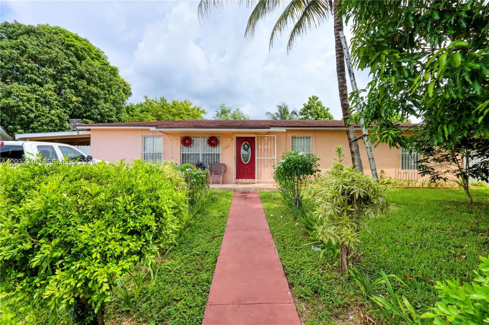 15825 SW 305th Ter, Homestead FL 33033 photo 5
