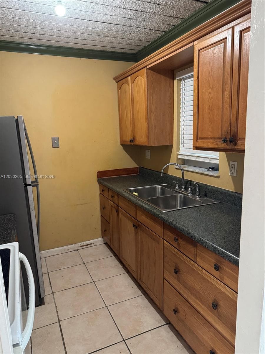 7105 W 13th Ave # 403, Hialeah FL 33014 photo 2