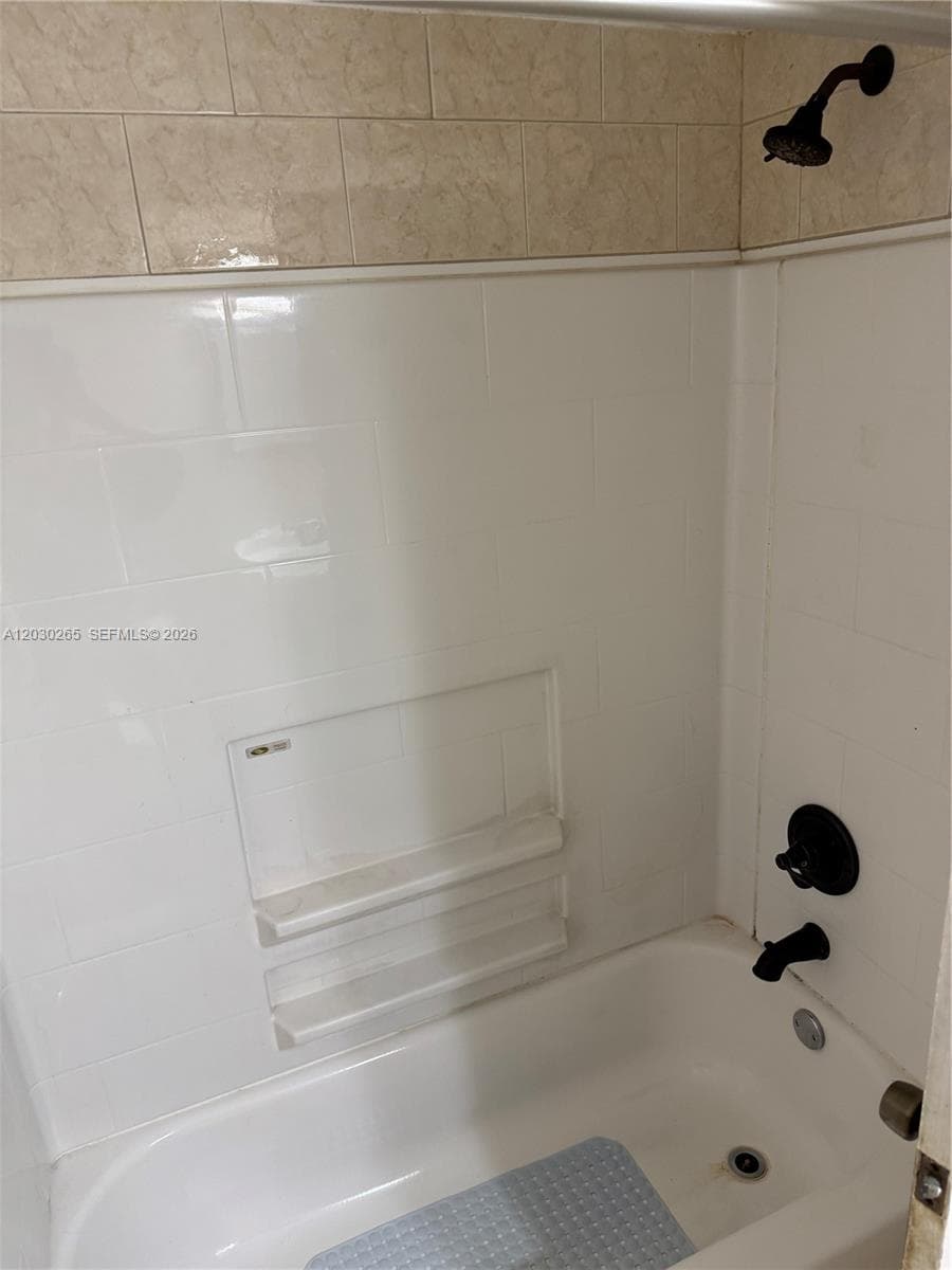 7105 W 13th Ave # 403, Hialeah FL 33014 photo 5