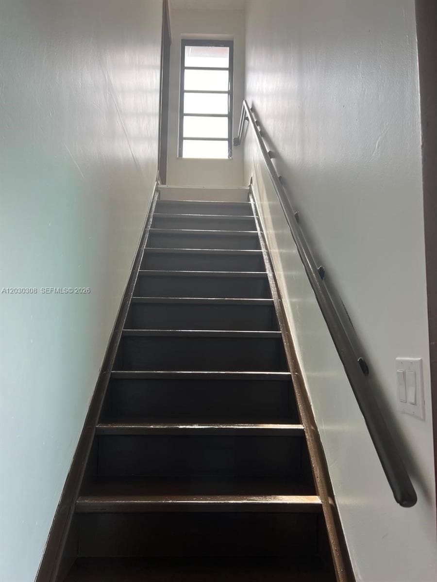 321 SW 71st Ave # 2, Miami, FL 33144 photo 2