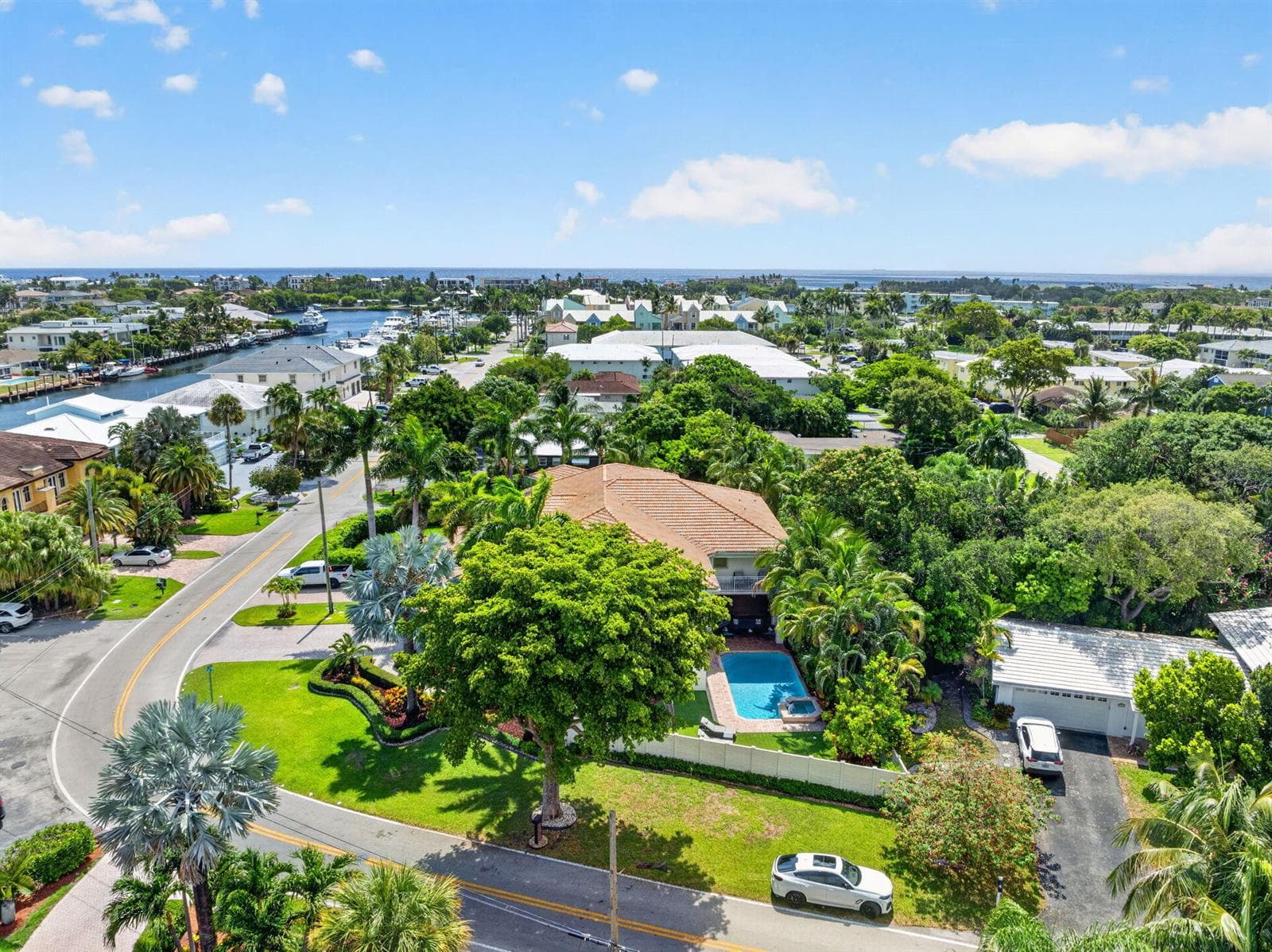 2844 NE 26th Avenue, Lighthouse Point FL 33064 photo 3
