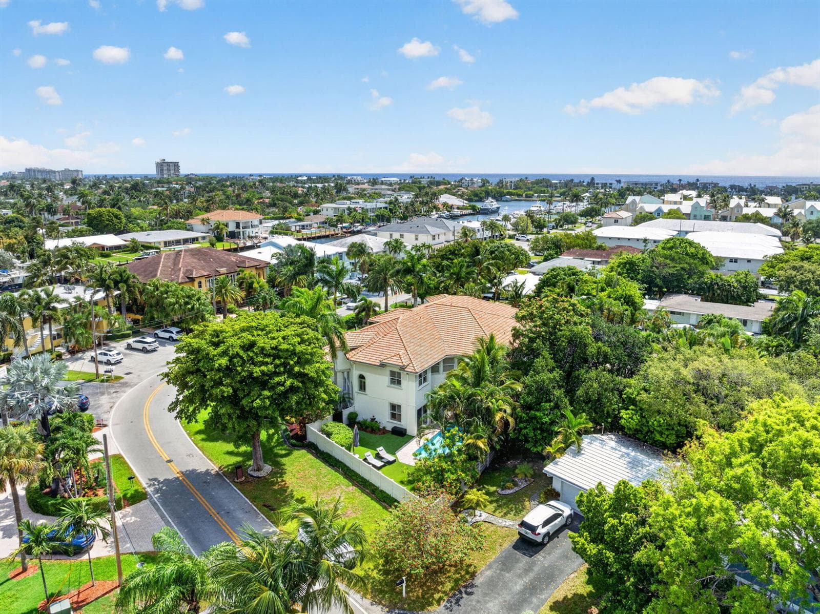 2844 NE 26th Avenue, Lighthouse Point FL 33064 photo 4