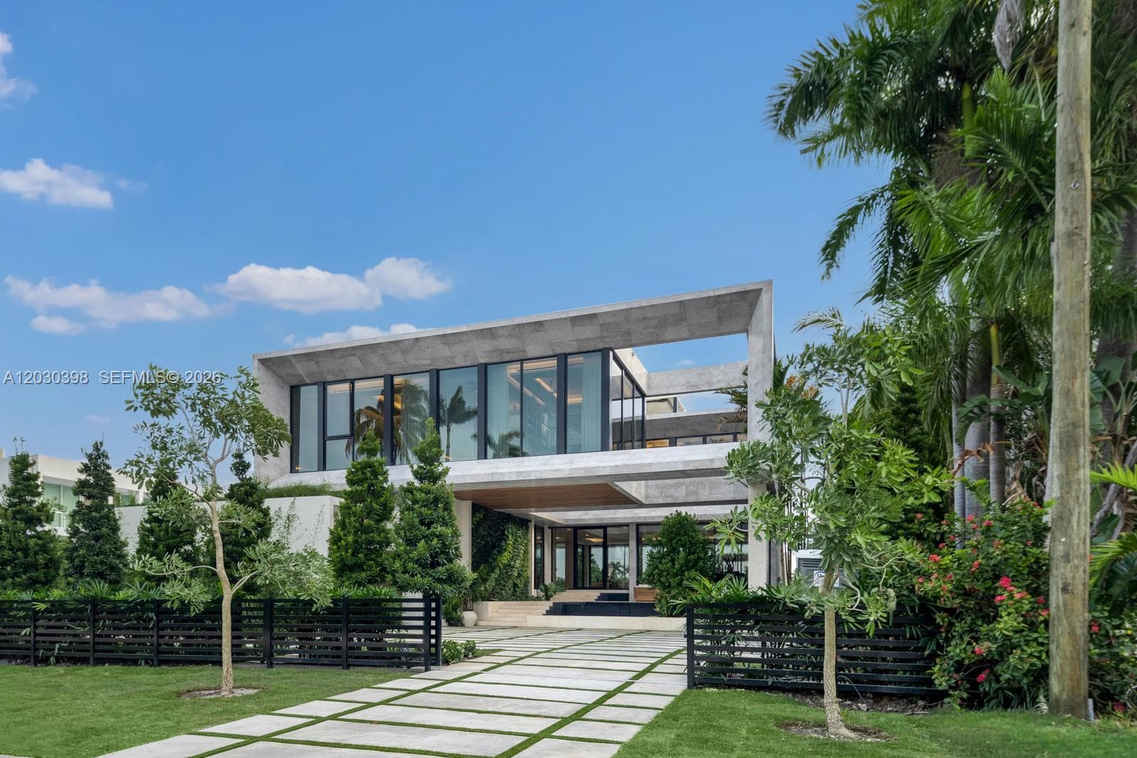 360 S Hibiscus Drive, Miami Beach FL 33139 photo 3