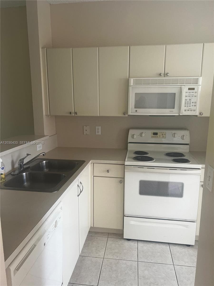 2322 SE 23rd Ave # 2322, Homestead FL 33035 photo 5