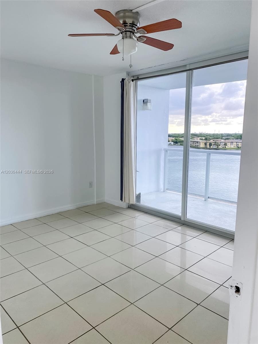 1301 NE Miami Gardens Dr # 702W, Miami, FL 33179 photo 3