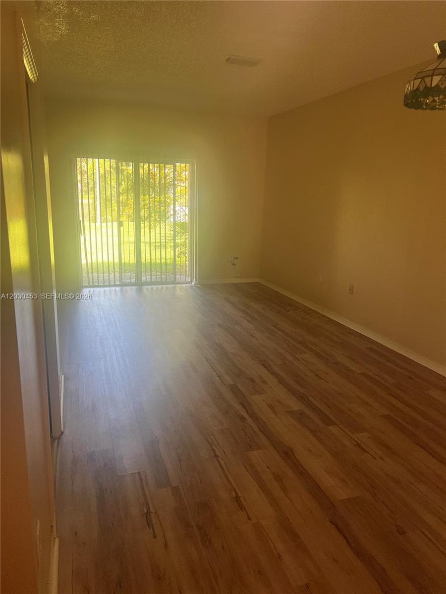 2322 SE 23rd Ave # 2322, Homestead FL 33035 photo 2
