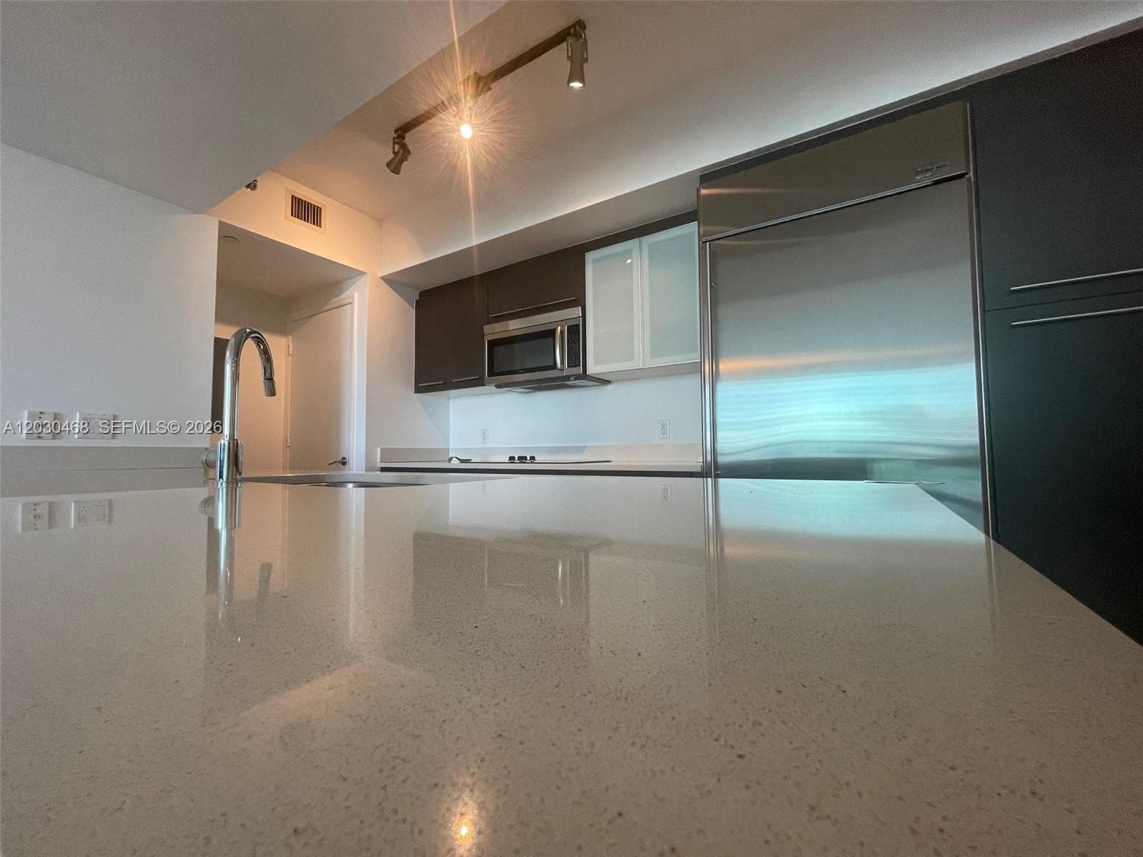 500 Brickell Ave # 3105, Miami FL 33131 photo 3