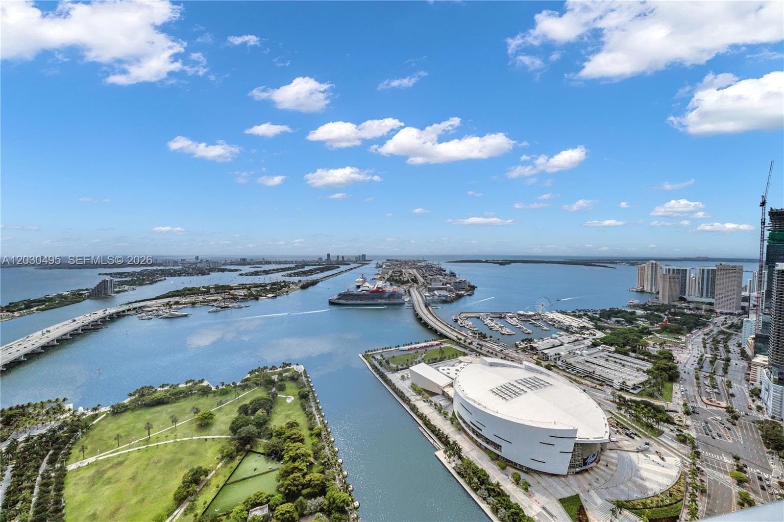 900 Biscayne Blvd, Miami FL 33132 photo 2