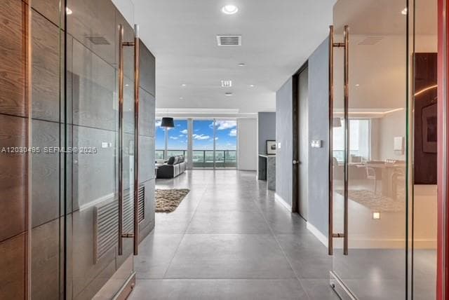 900 Biscayne Blvd, Miami FL 33132 photo 5