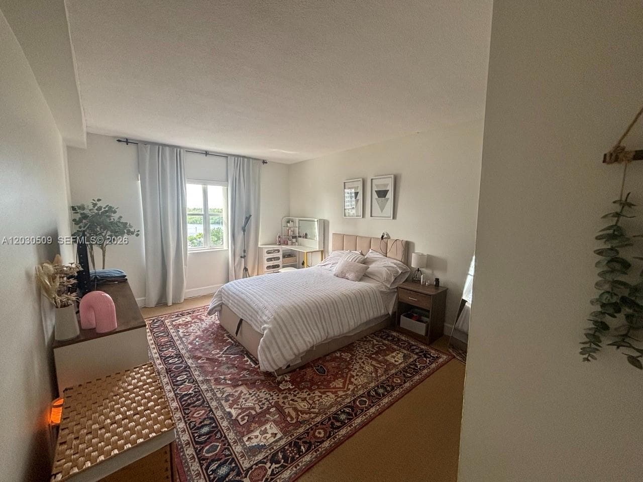 400 Kings Point Dr # 622, Sunny Isles Beach FL 33160 photo 5