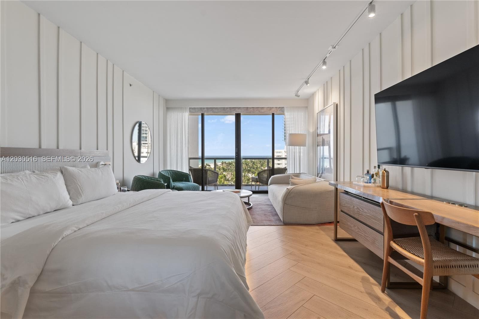 2201 Collins Ave # 707, Miami Beach FL 33139 photo 2