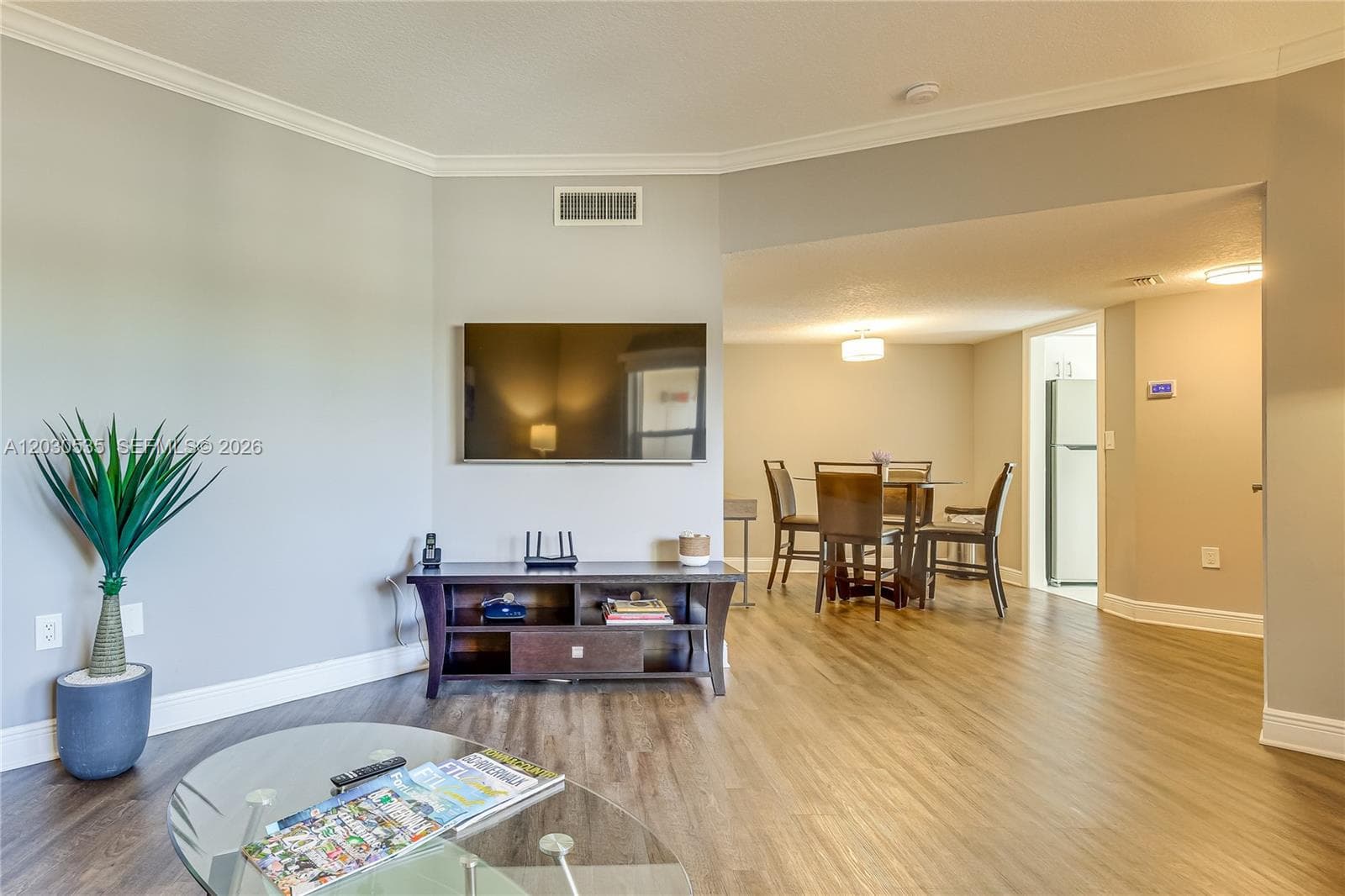 341 N Birch Rd # 315, Fort Lauderdale FL 33304 photo 2