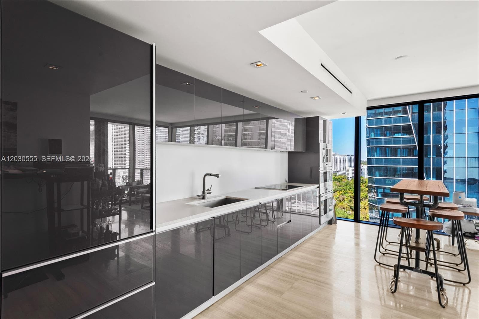 1451 Brickell Ave # 1706, Miami FL 33131 photo 3