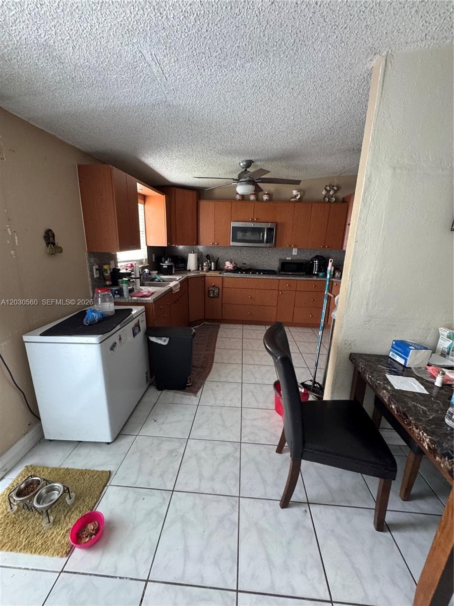 5612 NW 5612 nw 206th Ln, Miami Gardens FL 33055 photo 5
