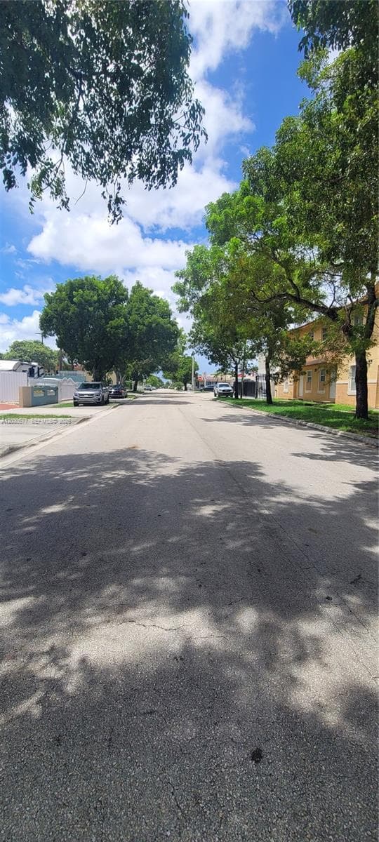 33 E 20th St # 203, Hialeah, FL 33010 photo 3
