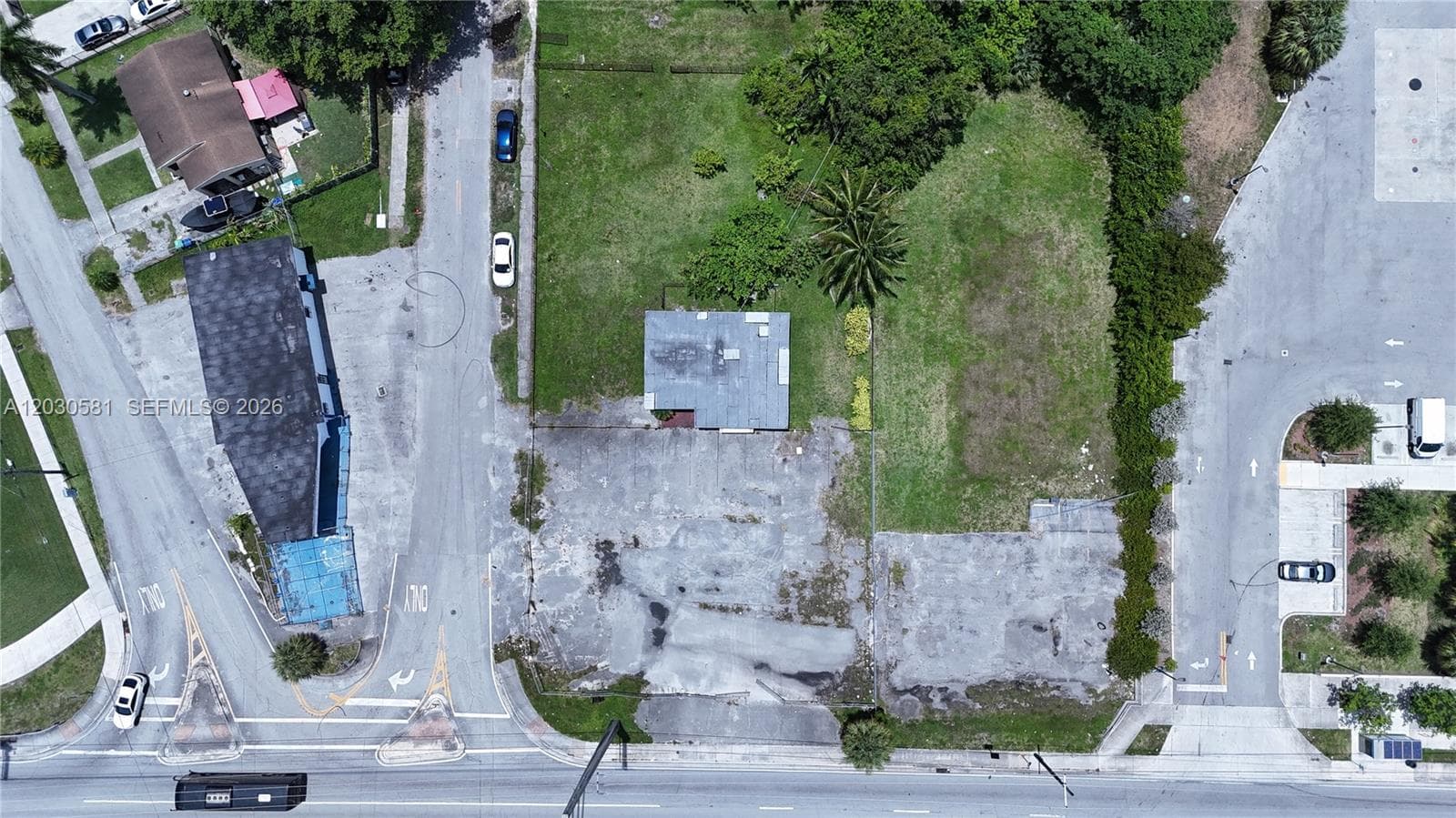 1550 NW 95th St, Miami FL 33147 photo 3