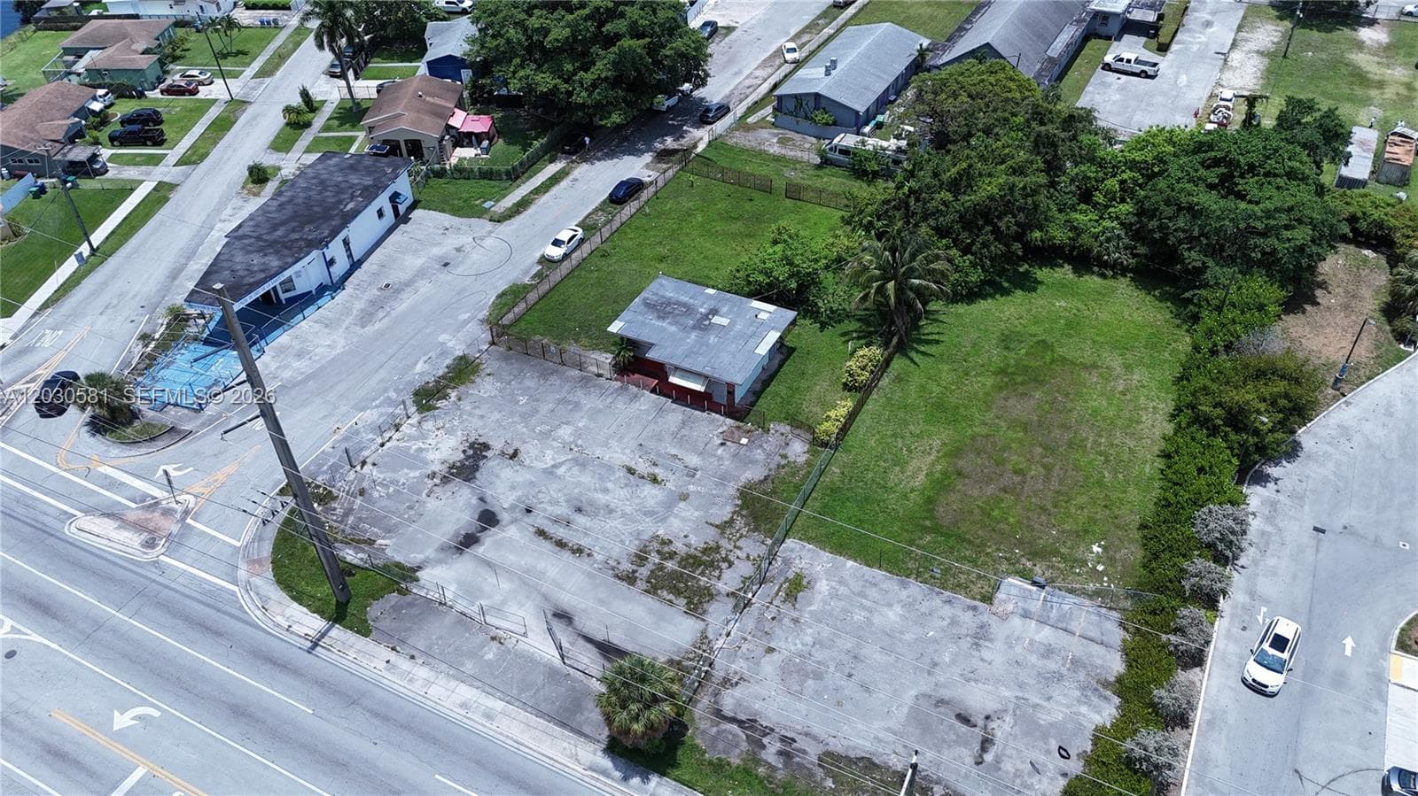 1550 NW 95th St, Miami FL 33147 photo 5