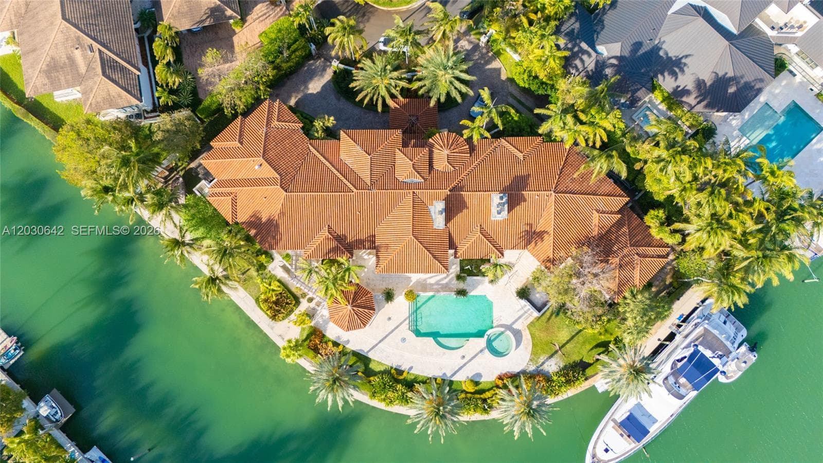 260 Cape Florida Dr, Key Biscayne FL 33149 photo 3