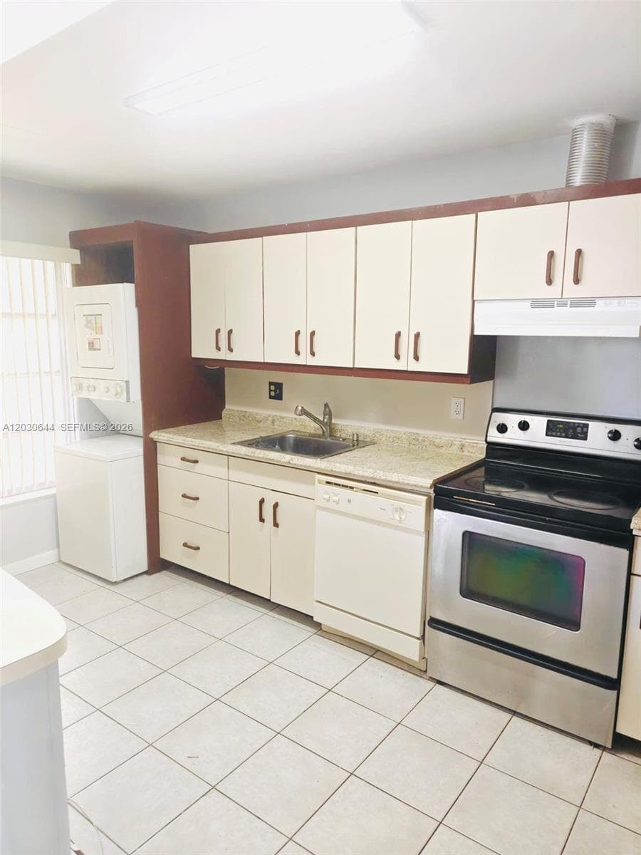 1140 NW 85th Ave, Plantation FL 33322 photo 3