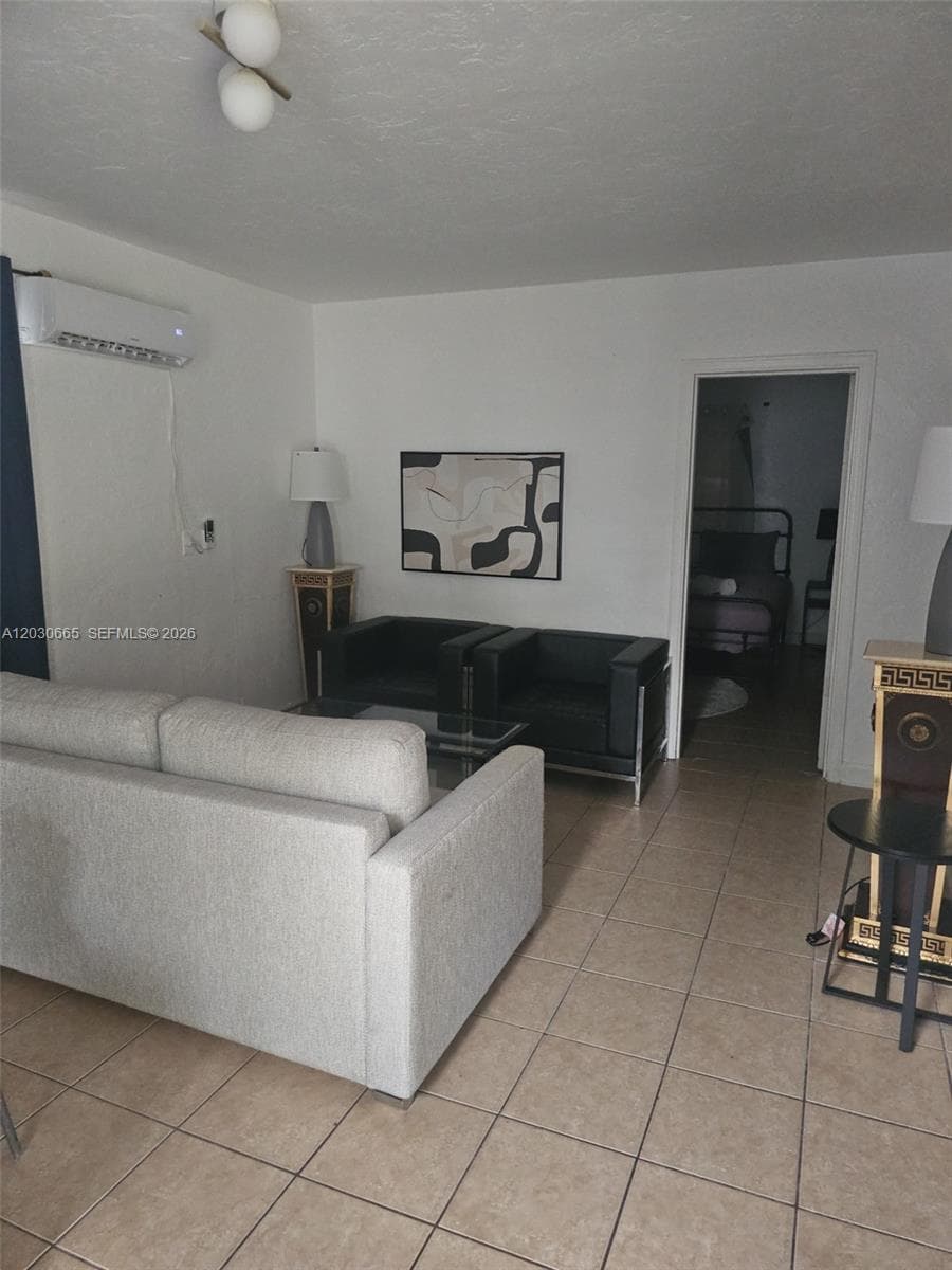 615 NE 4th St # 2, Hallandale Beach FL 33009 photo 2