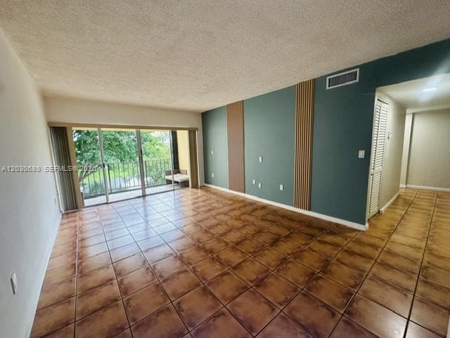 8775 Park Blvd # 309, Miami FL 33172 photo 2