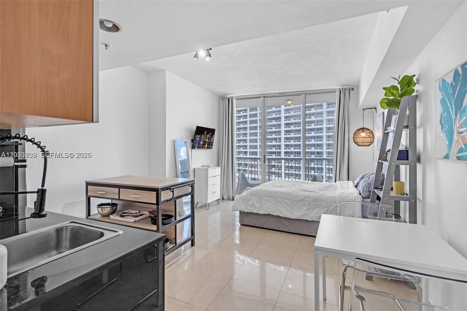 1750 N Bayshore Dr # 1204, Miami FL 33132 photo 4