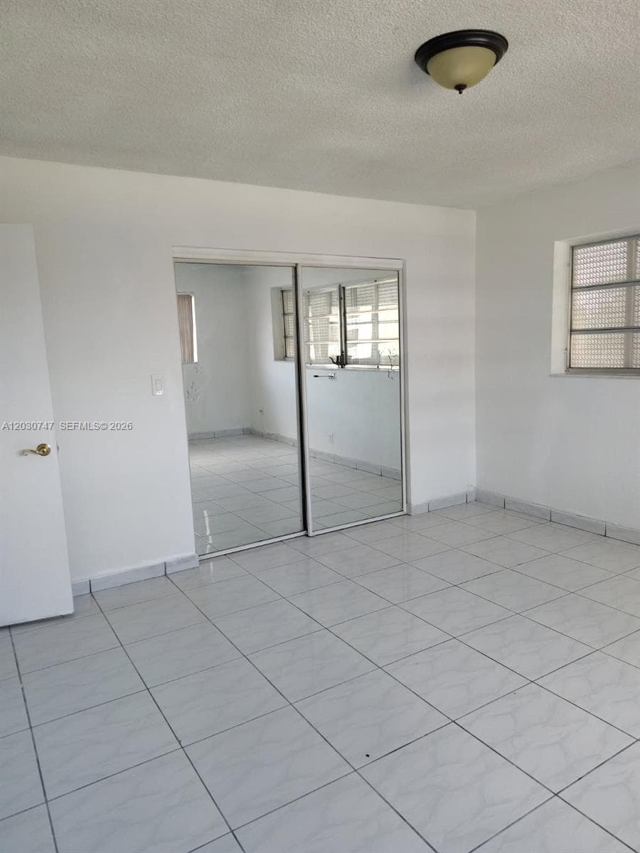200 NE 12th Ave # 1C, Hallandale Beach FL 33009 photo 3