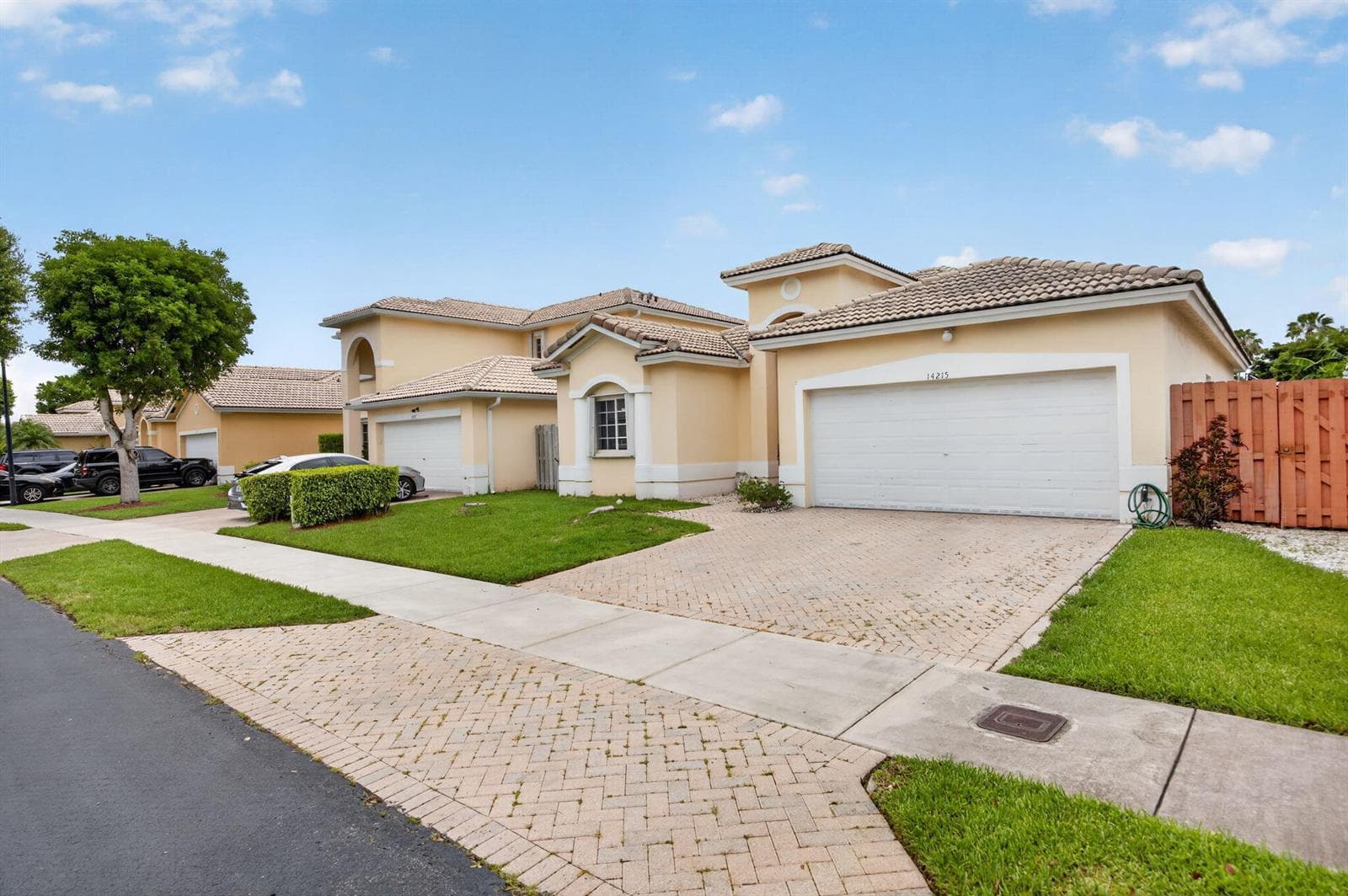 14215 SW 156th Avenue N, Miami FL 33196 photo 3