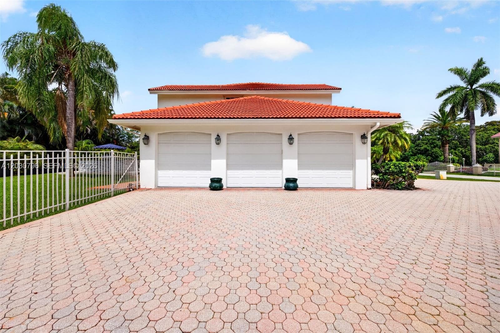 12360 SW 1st St, Plantation FL 33325 photo 4