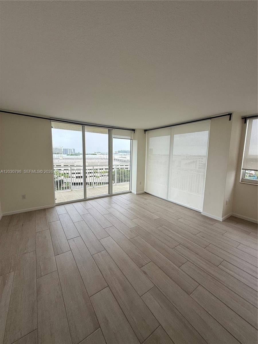 19501 W Country Club Dr # 809, Aventura FL 33180 photo 4
