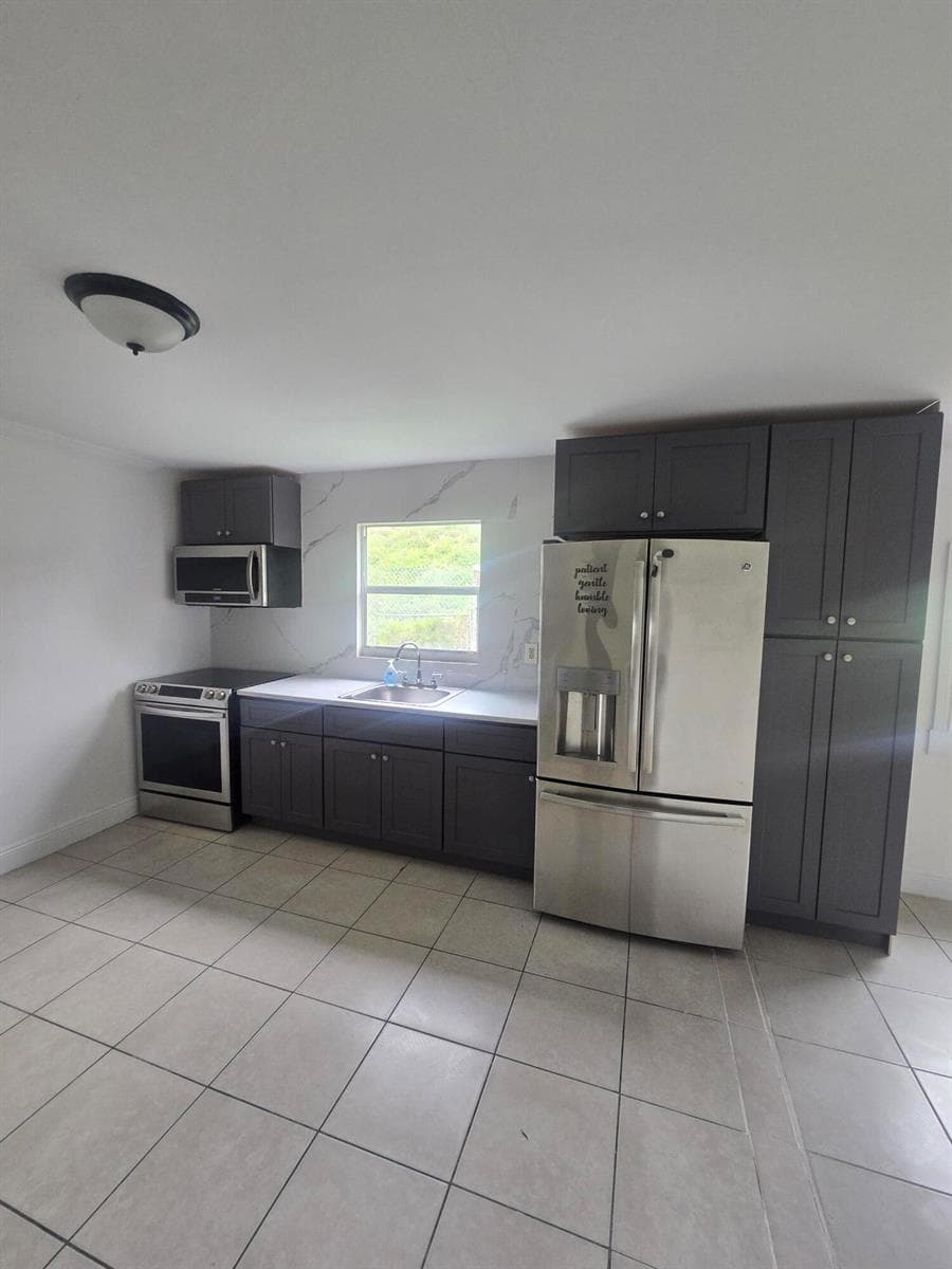 6209 Grant Street, Hollywood FL 33024 photo 2