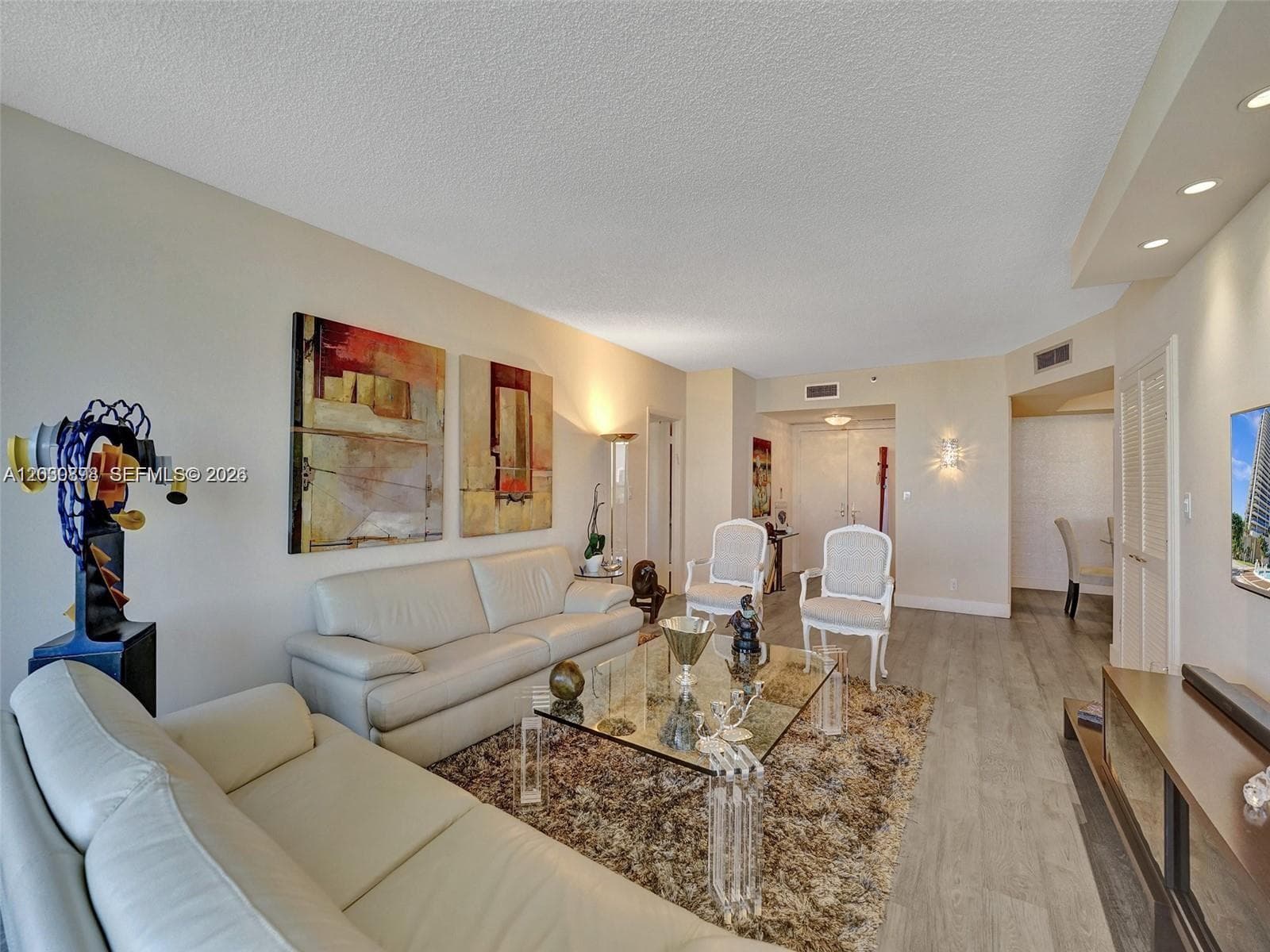 20281 E Country Club Dr # 1609, Aventura FL 33180 photo 5