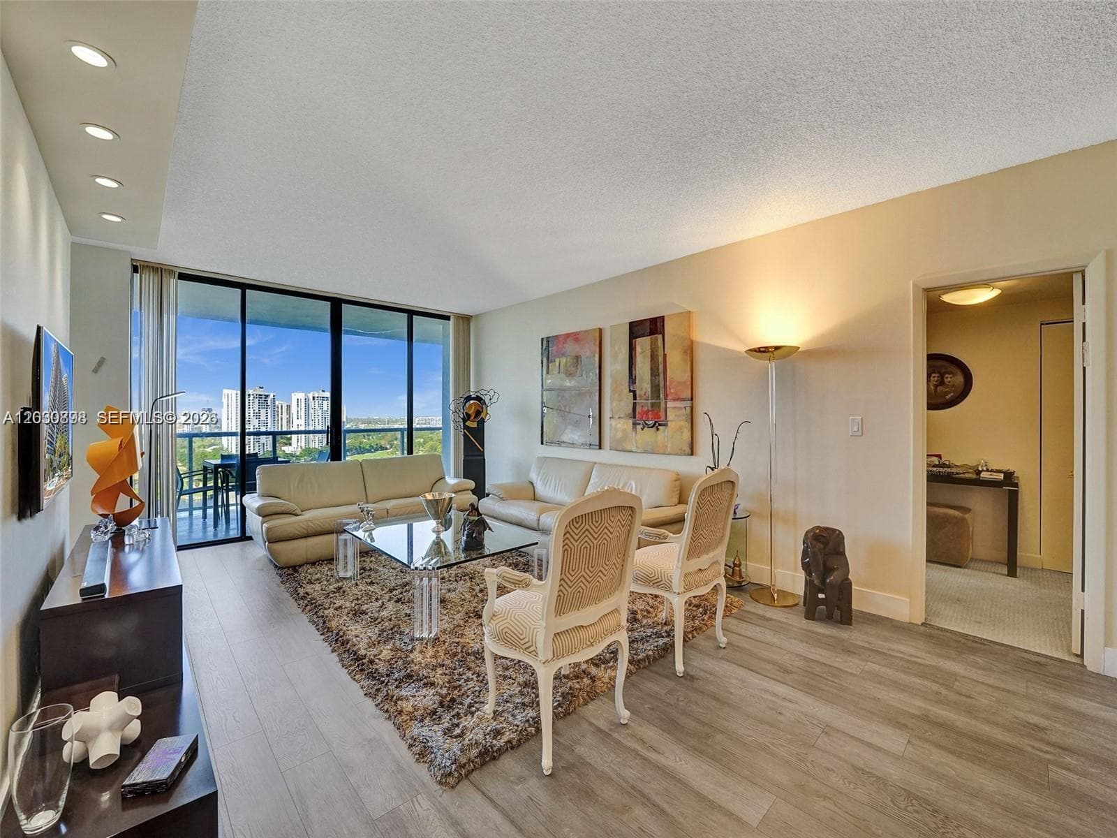 20281 E Country Club Dr # 1609, Aventura FL 33180 photo 4