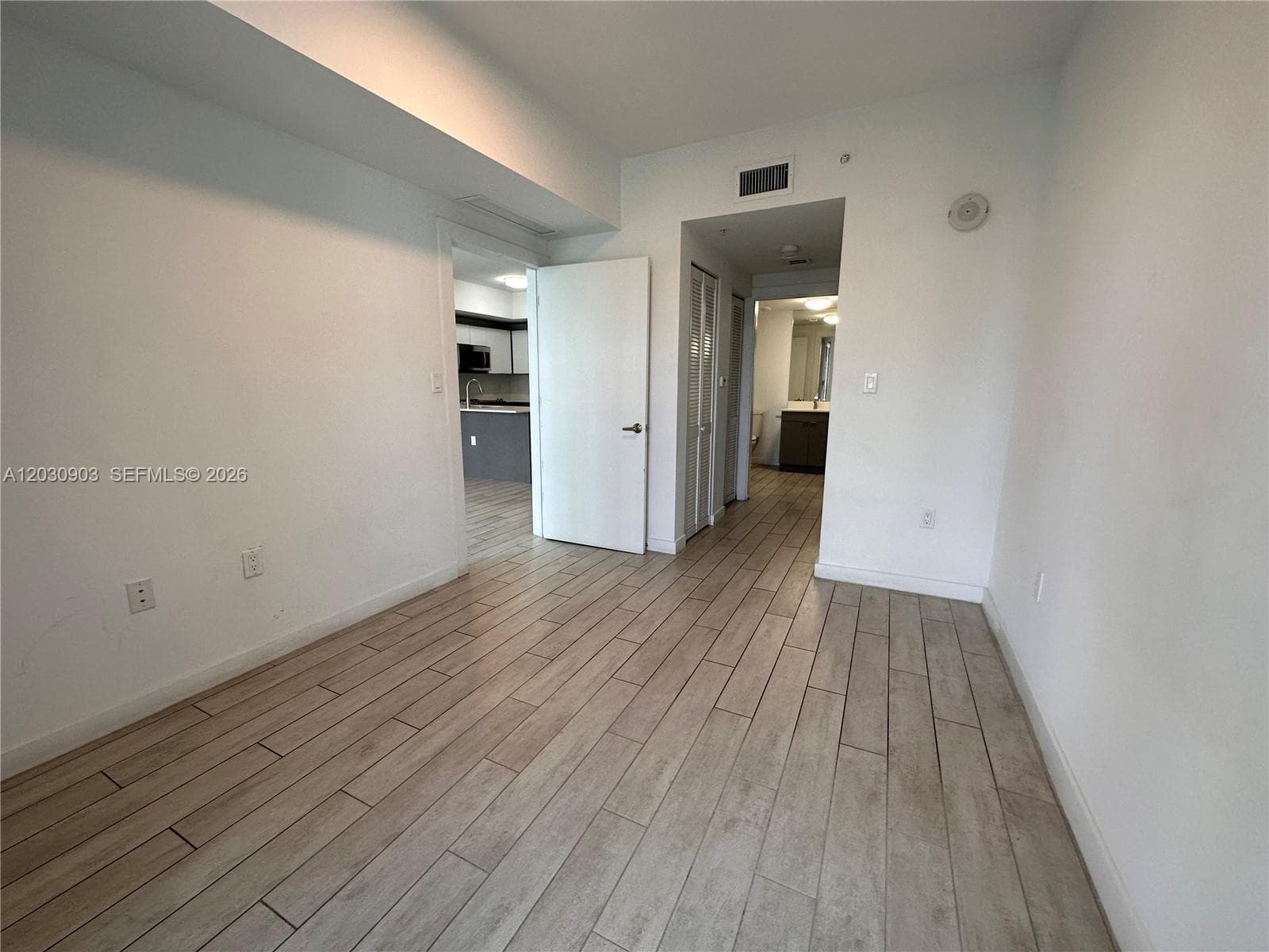 321 NE 26th St # 601, Miami FL 33137 photo 4