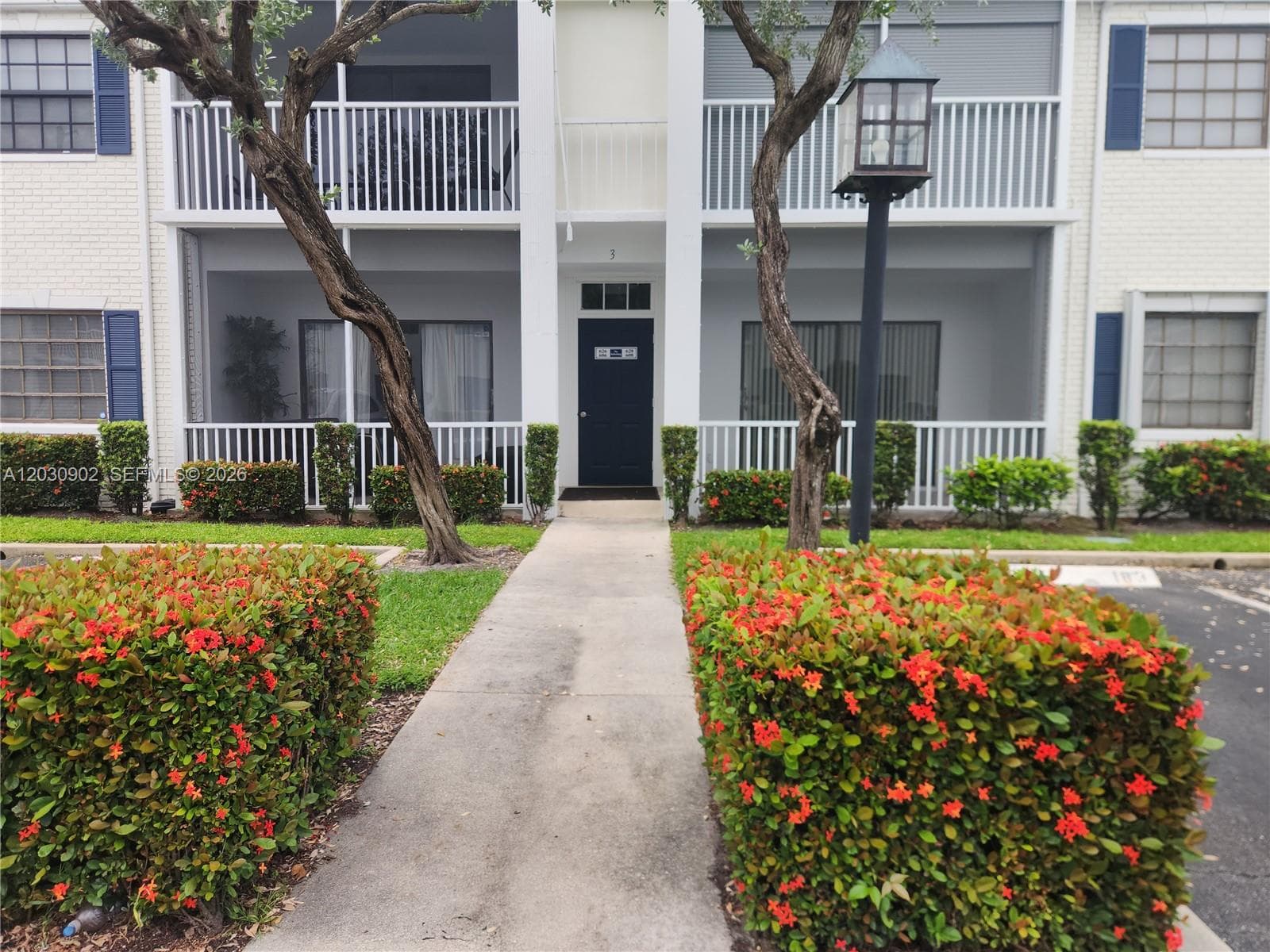 160 Cypress Club Dr # 608, Pompano Beach FL 33060 photo 2