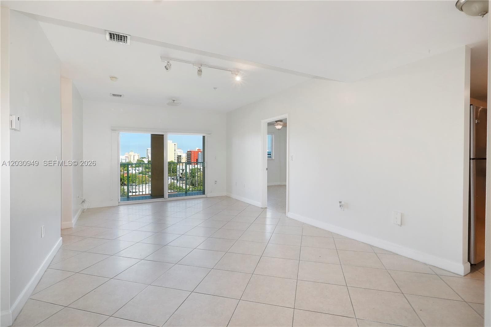 2280 SW 32nd Ave # 605, Miami FL 33145 photo 4