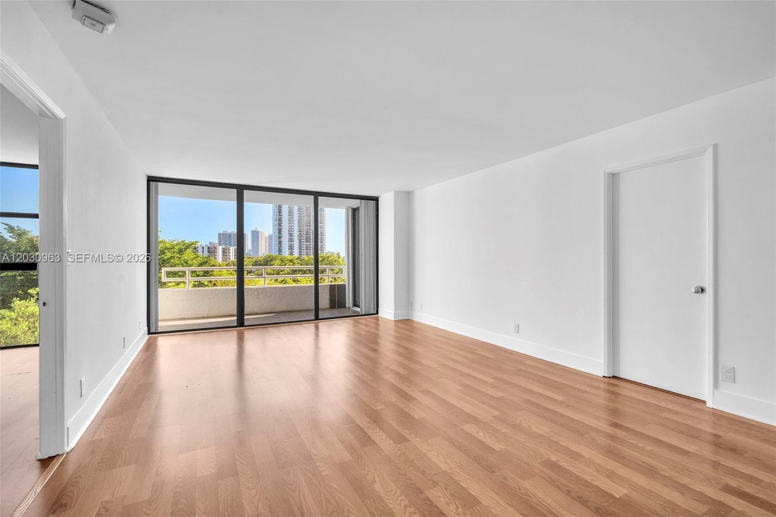 20355 NE 34th Ct # 421, Aventura FL 33180 photo 4