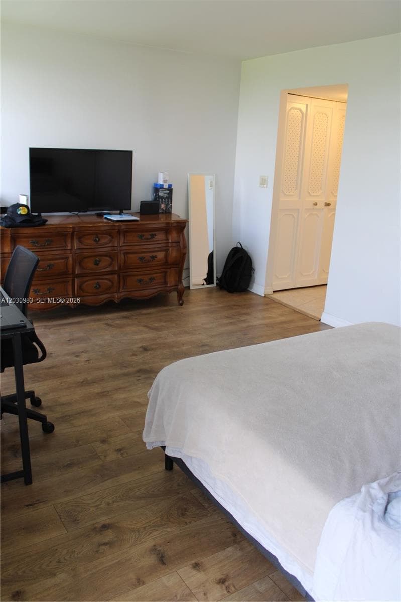3475 N Country Club Dr # 608, Aventura FL 33180 photo 4
