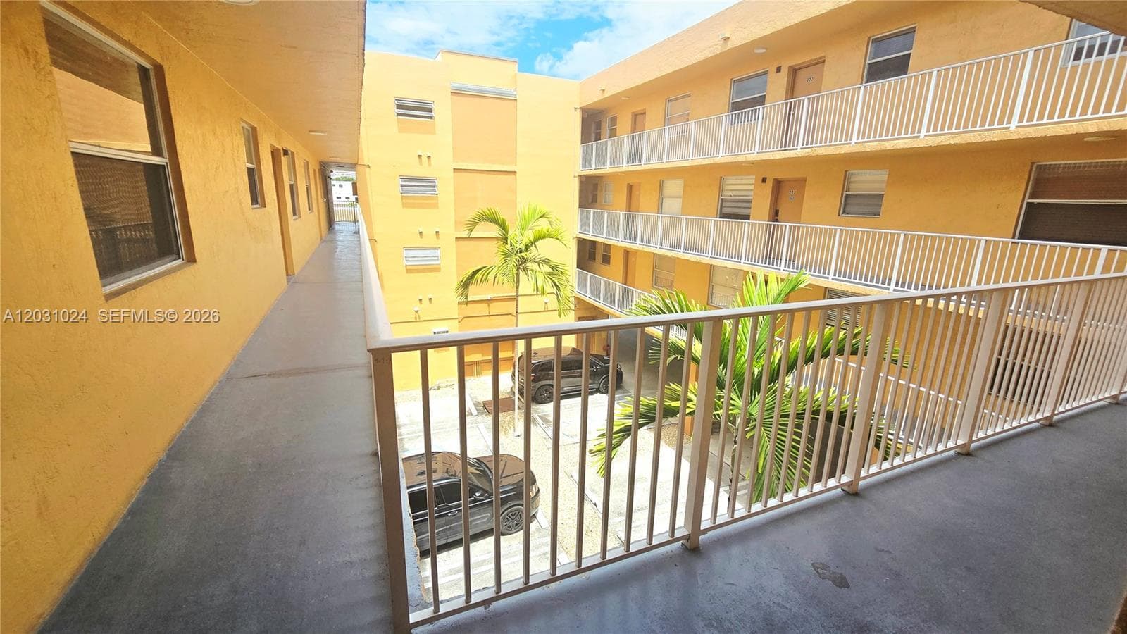 2441 SW 31st Ave # 207, Miami FL 33145