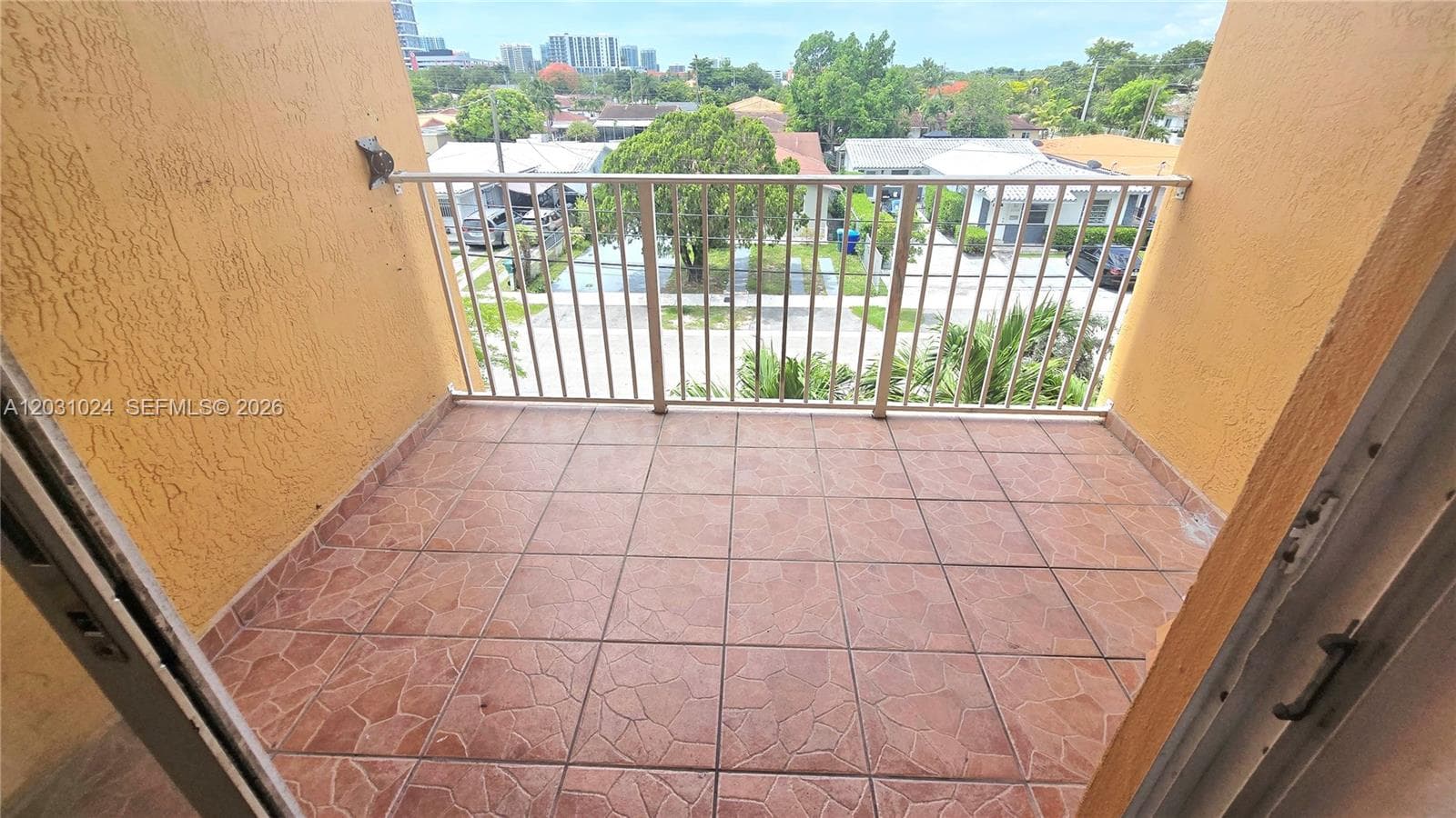 2441 SW 31st Ave # 207, Miami FL 33145 photo 5