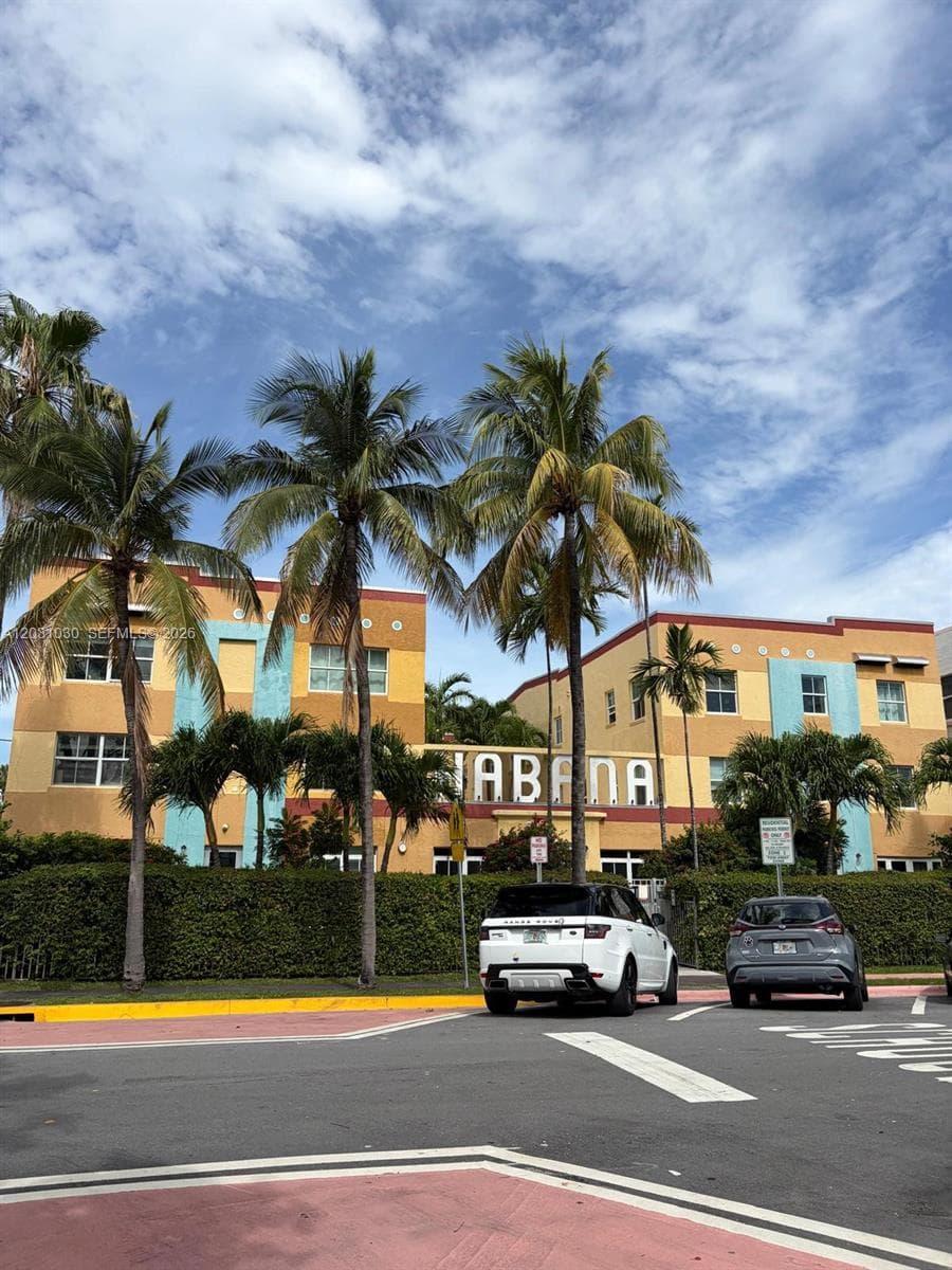 1308 Drexel Ave # 311, Miami Beach FL 33139 photo 2