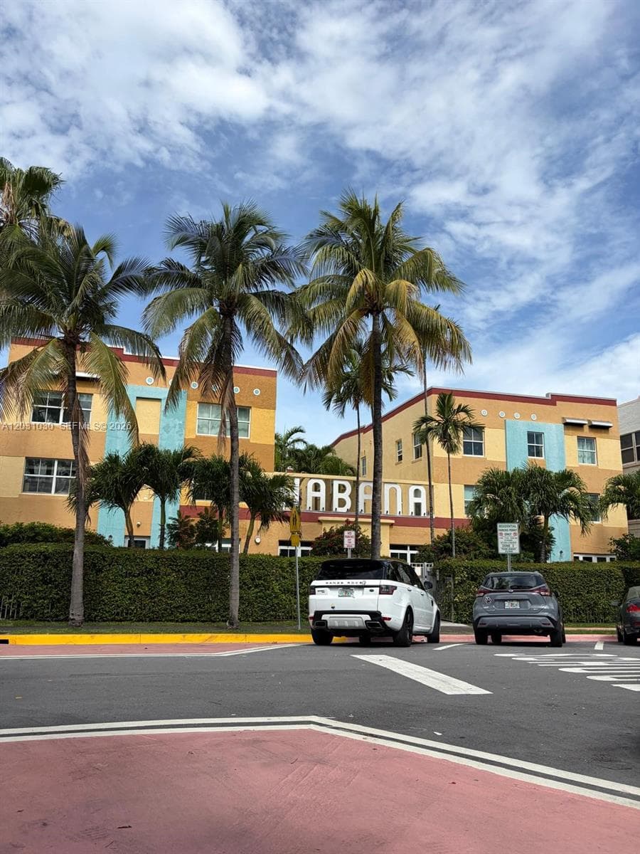 1308 Drexel Ave # 311, Miami Beach FL 33139 photo 3
